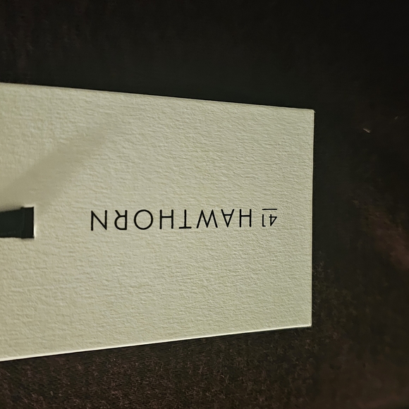 NWT 41 Hawthorn  Long Sleeve Rich Burgundy Top Sz. M - Picture 12 of 15